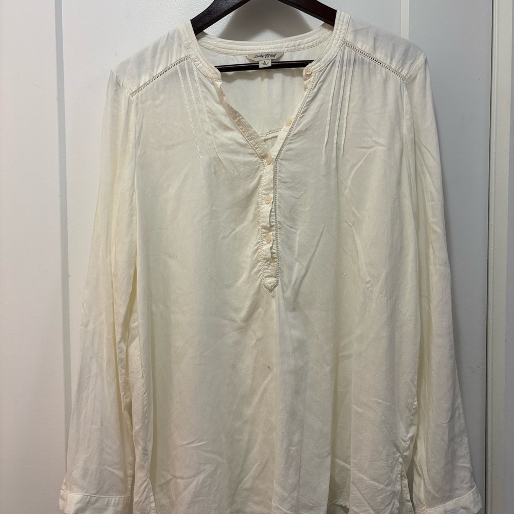 Lucky Brand Ivory Button-Up Blouse
